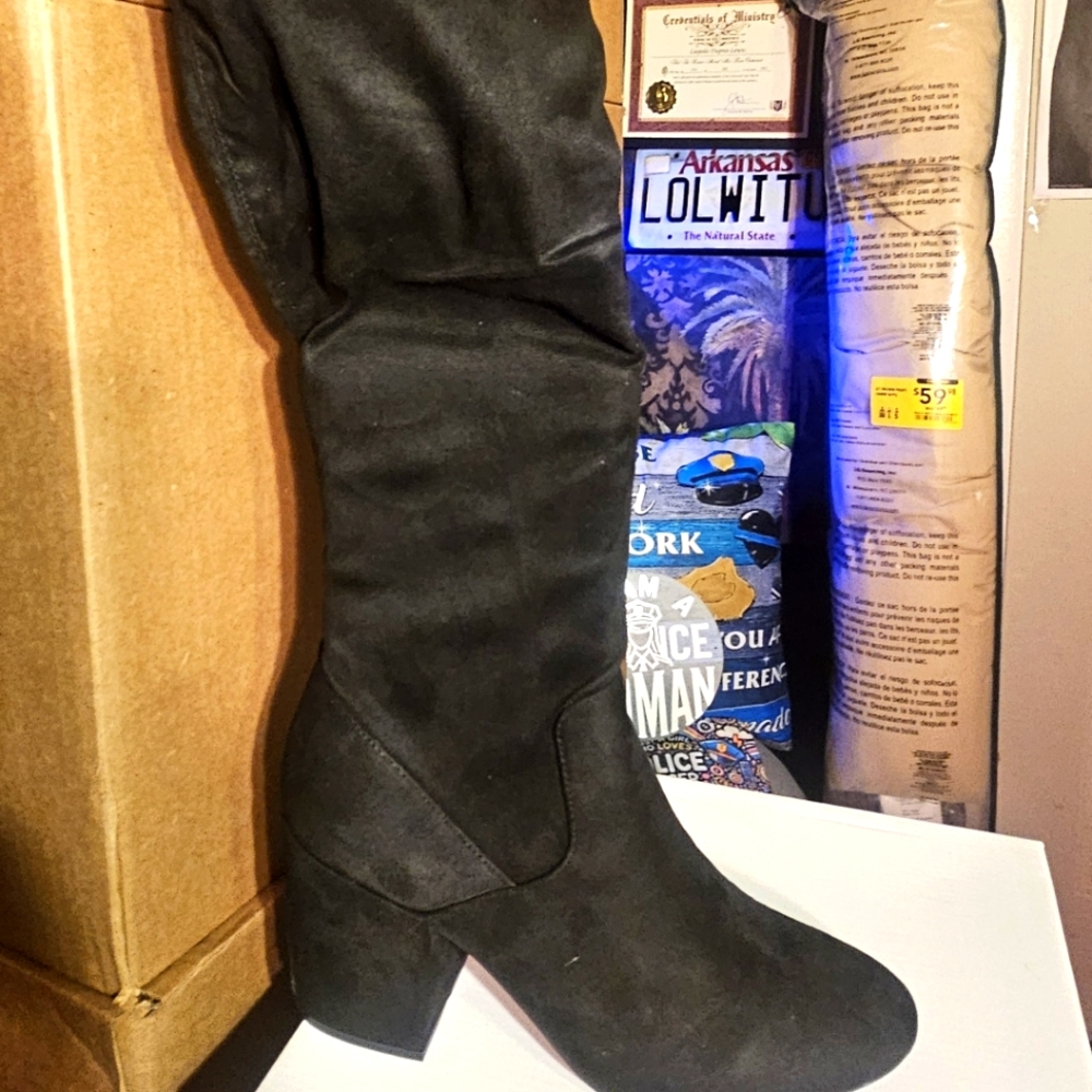 Elegant Suede Black Women's Heeled Boots